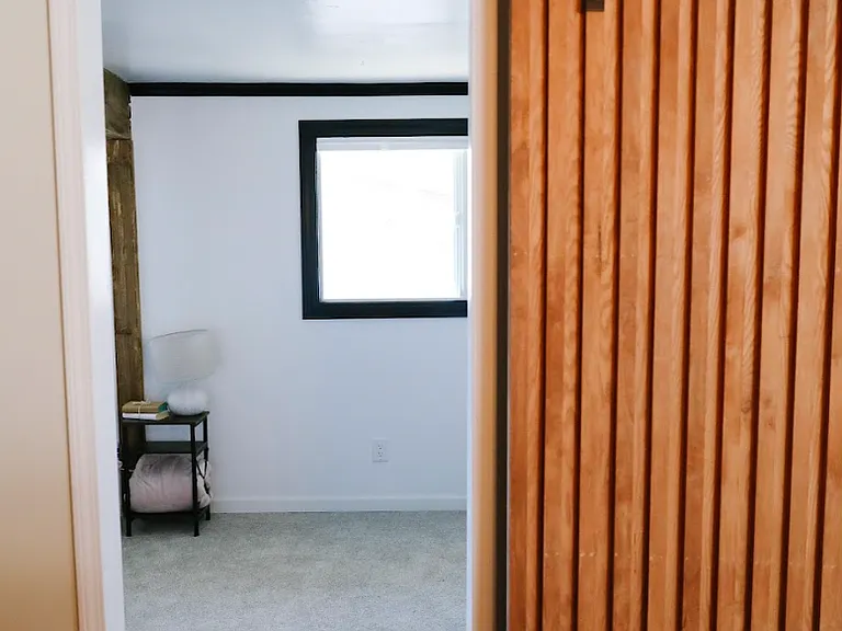 1240 Harrop St #2 — Photo 8