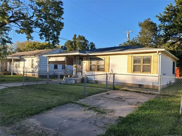 215 9th Ave SE, Ardmore, OK 73401