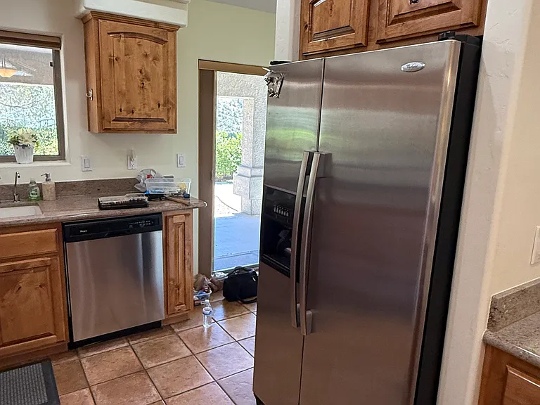 665 N Creekside Dr — Photo 22