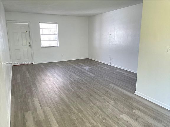 4th image of 3090 Coral Springs Dr APT 7