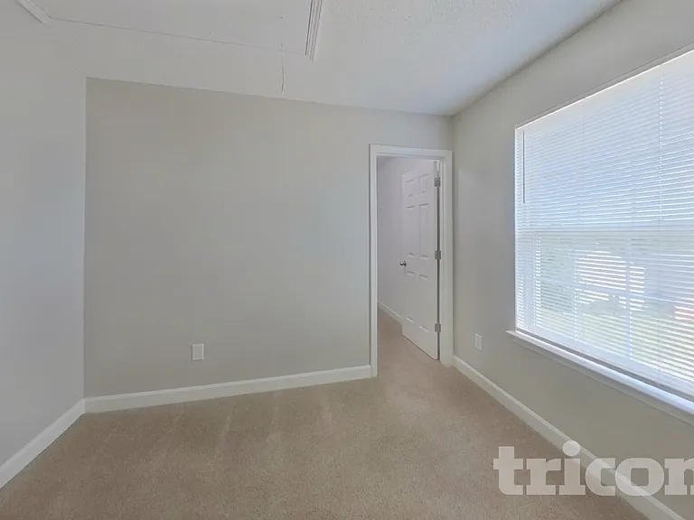 1208 Elise Marie Dr — Photo 11