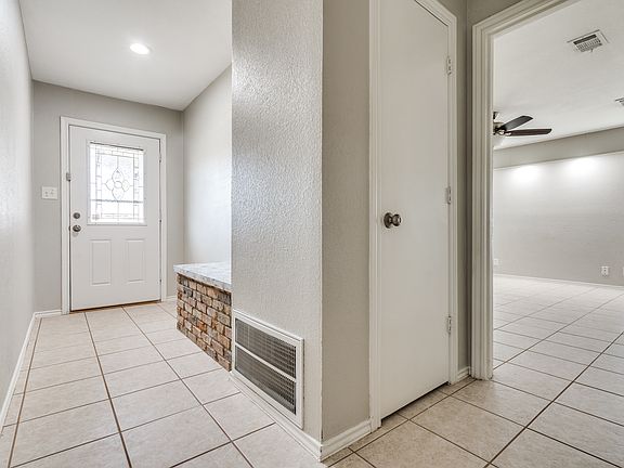 3rd image of 2820 Clear Springs Dr #2820