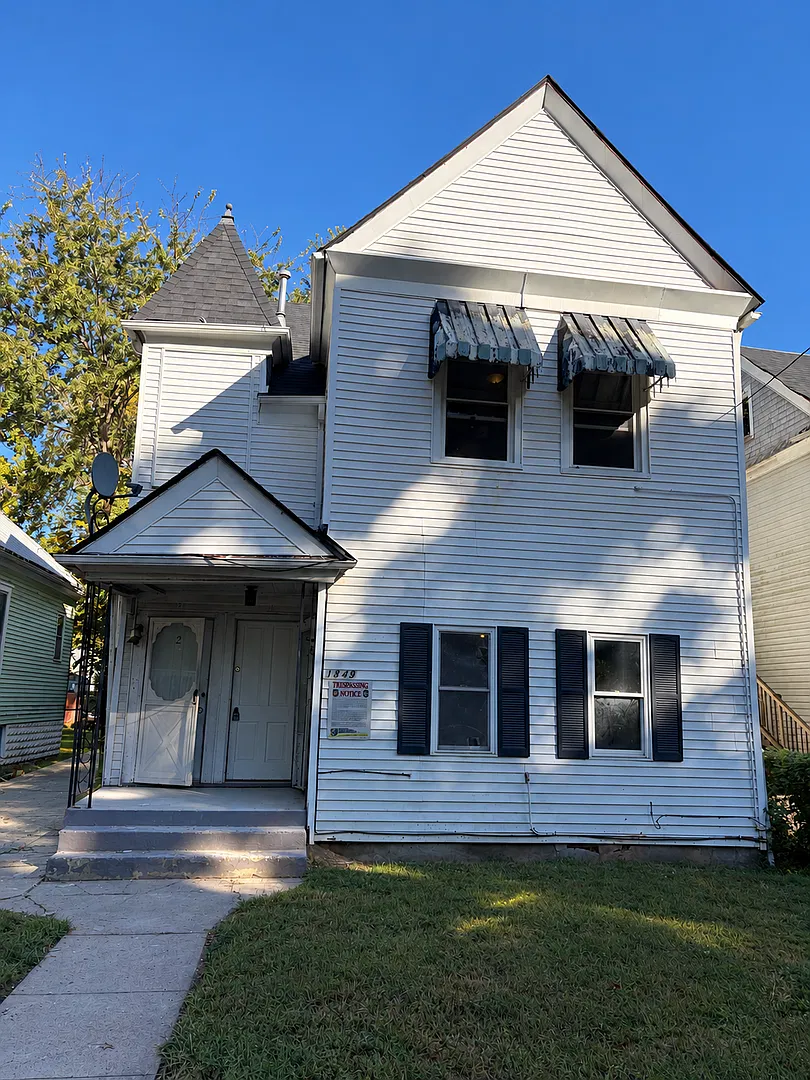 1349 Olive Street — Photo 2
