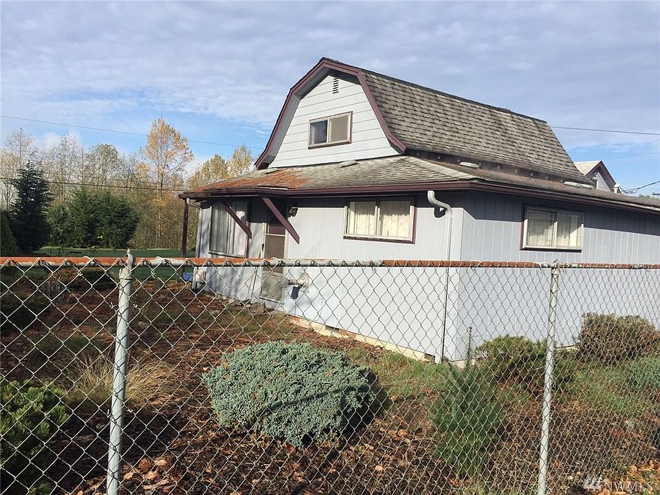 1st image of 755 McBride Ct NE