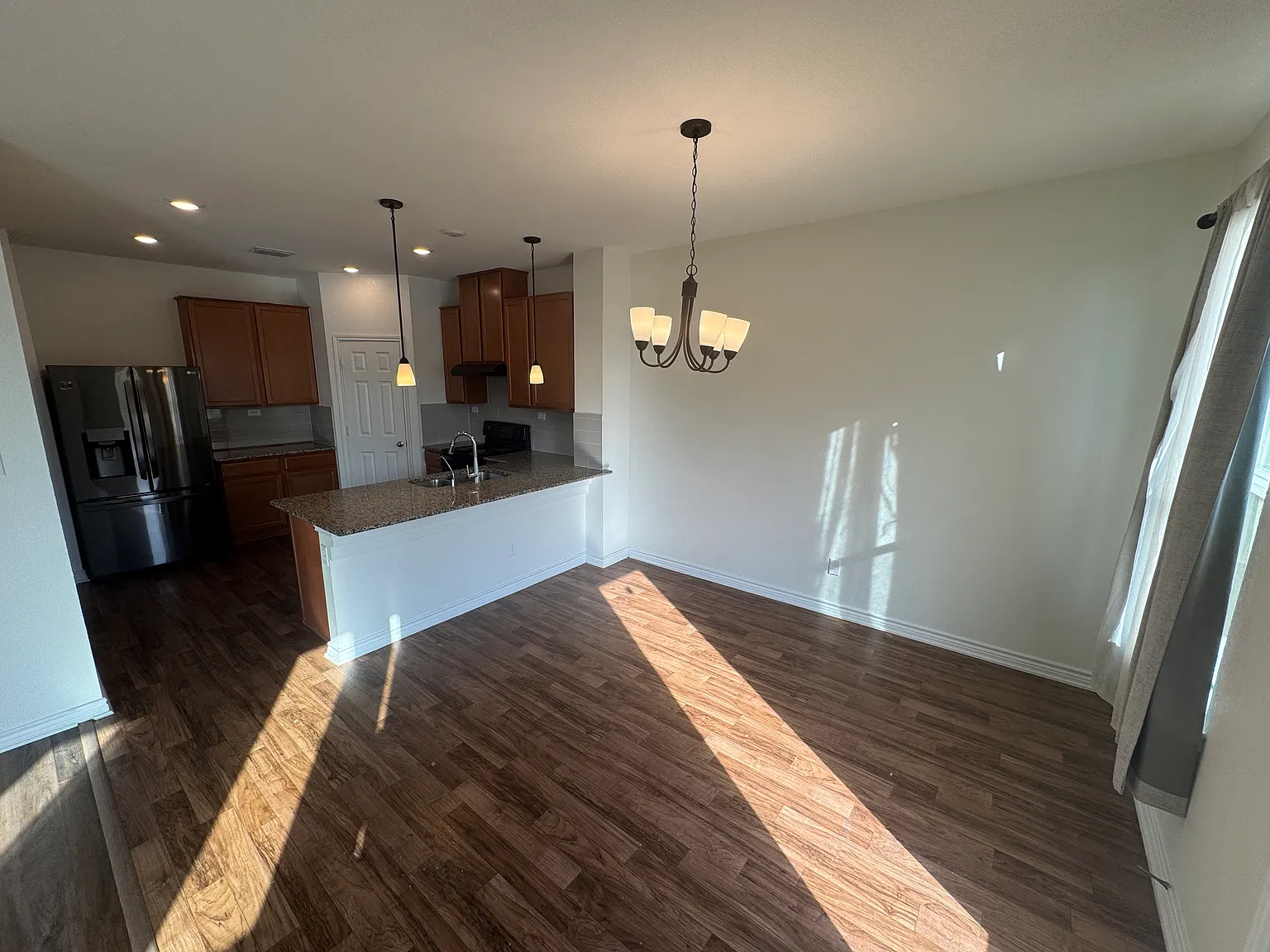 3218 Comanche Xing — Photo 3