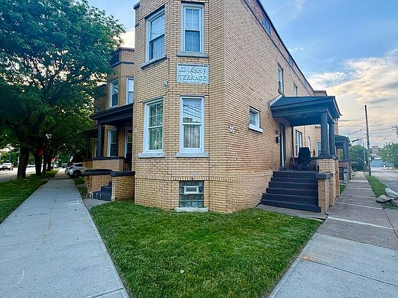 4th image of 1316 W 80th St
