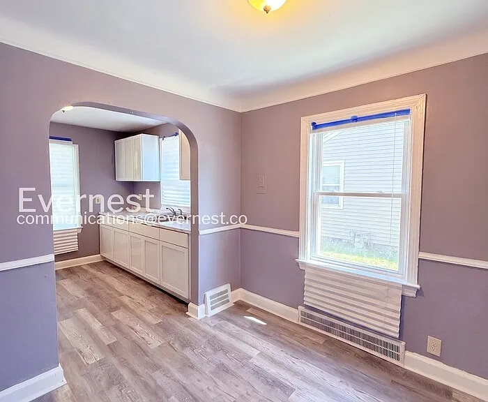 9460 Wayburn St — Photo 7