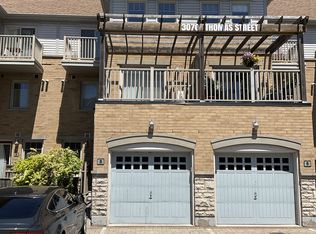 3070 Thomas St #8, Mississauga, ON L5M0T2