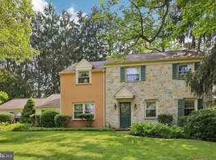 800 Hunt Club Ln, Chester Springs, PA 19425