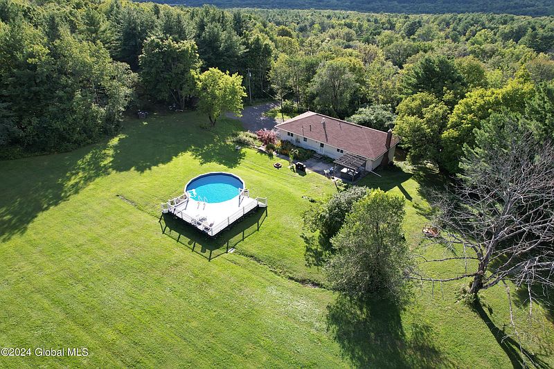 2nd image of 1228 Rector Road