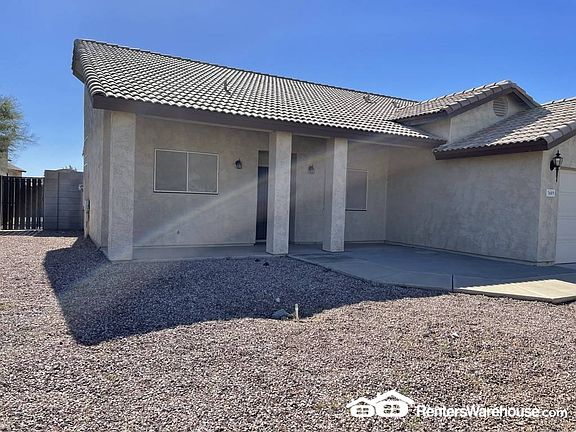 4th image of 3609 W Menadota Dr