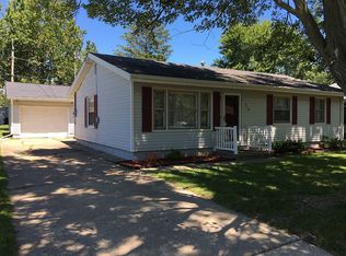 910 Westmont Ave, Napoleon, OH 43545