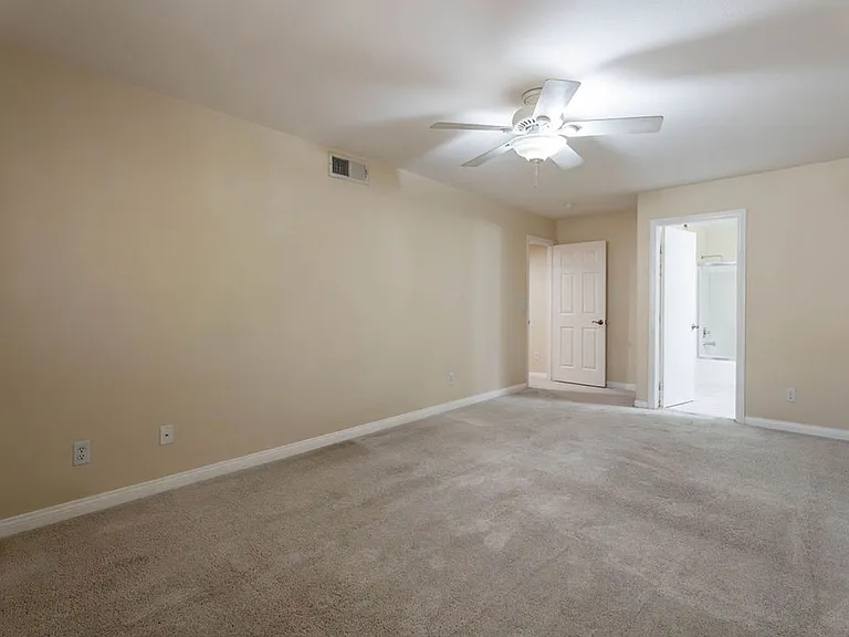 8217 Diamond Star Ct — Photo 19