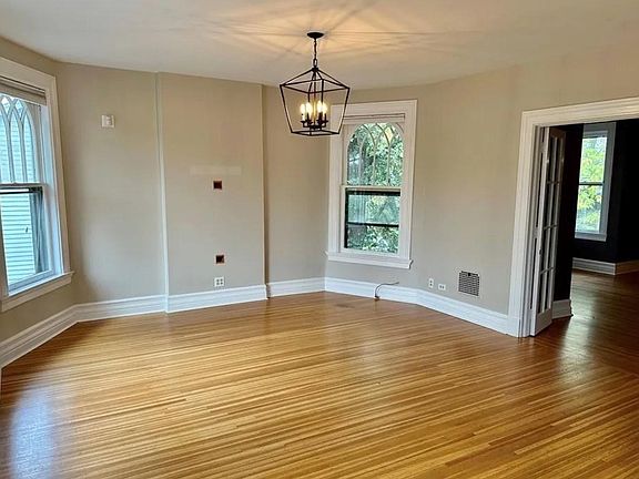 5th image of 316 Highland Ave #2