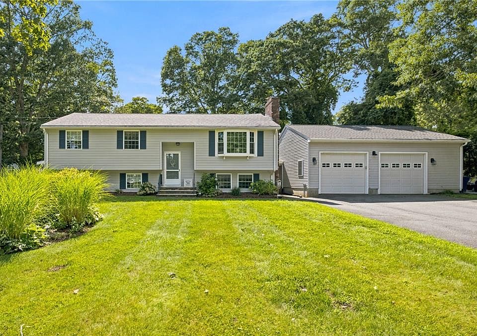 1st image of 19 Sawdy Pond Ave