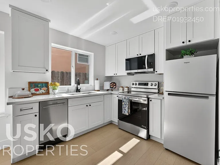 2708 T St #1 — Photo 7