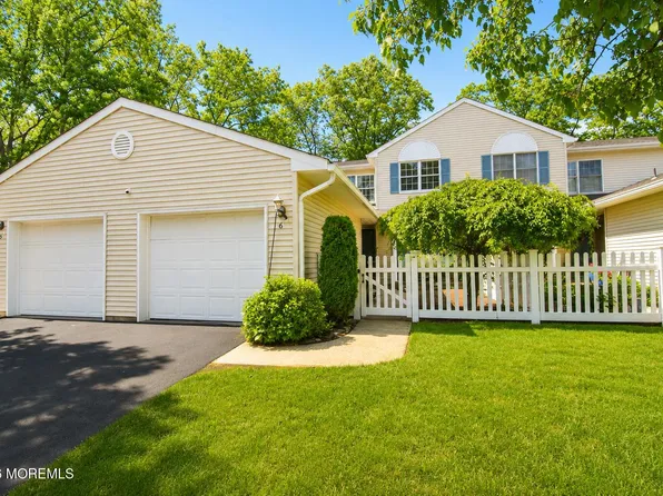 6 Cherrywood Circle, Brick, NJ 08724
