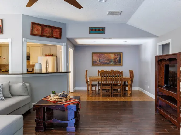 15818 Val Vista Dr #Id1330086p, Houston, TX 77083