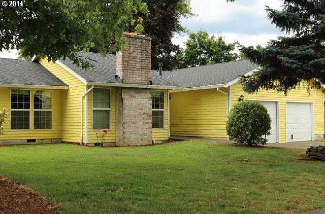 1st image of 2209 SE Willow Ct