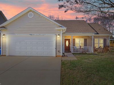 130 Brooks Edge Dr, Winston Salem, NC, 27107