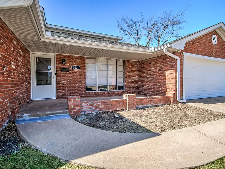 3401 Baird Dr — Photo 5