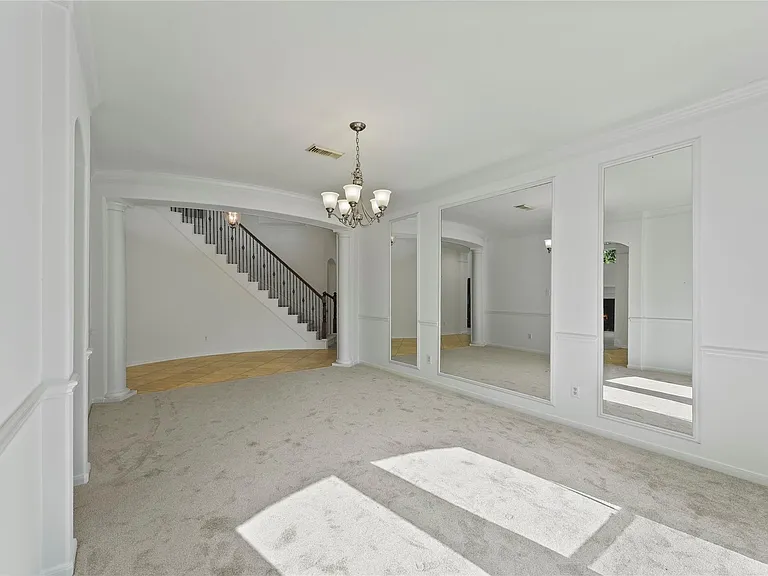26422 Creston Woods Dr — Photo 9