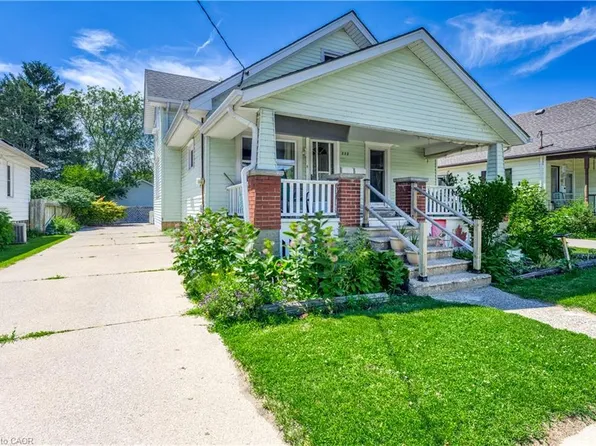 115 Collingwood St, Sarnia, ON N7T 6M8