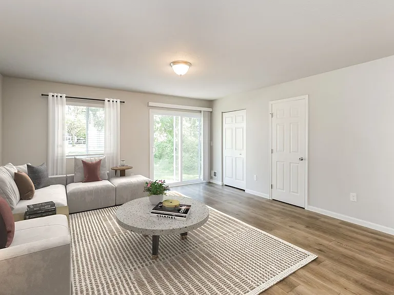 507 Burr St — Photo 3