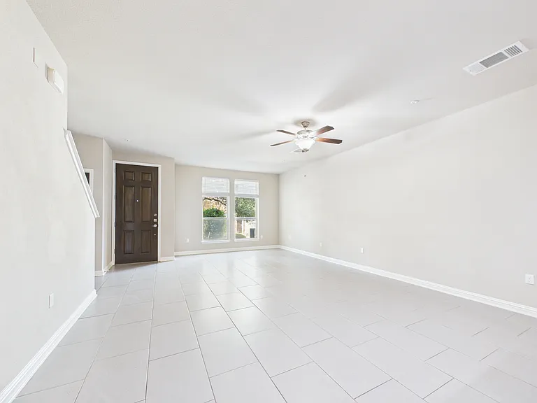 13800 Lyndhurst St #52 — Photo 10