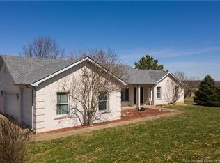 5464 E Pleasant View Way, Pekin, IN 47165