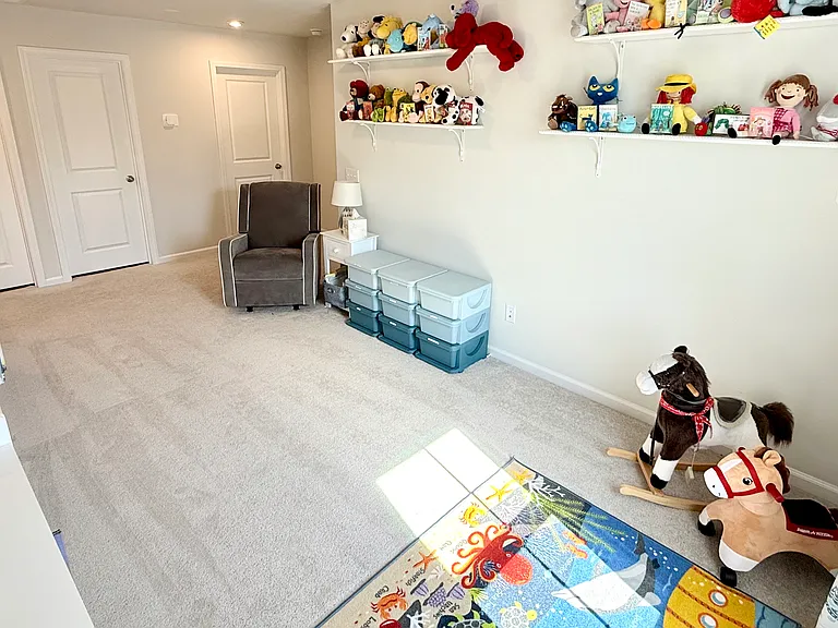 945 Longleaf Dr — Photo 13