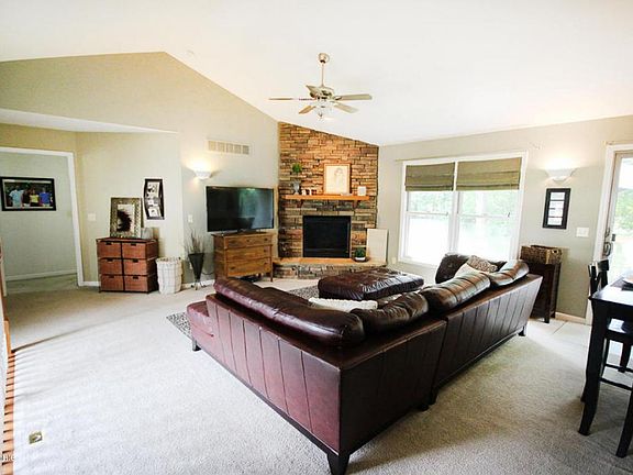 4th image of 69774 Knottingham Ln