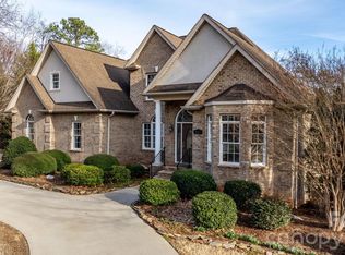 2301 Willow Creek Dr, Newton, NC 28658