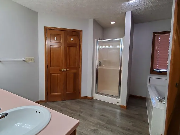 324 Redwood Blvd — Photo 28