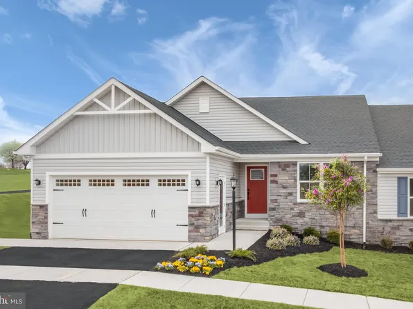 159 Makayla Ct, Greencastle, PA 17225