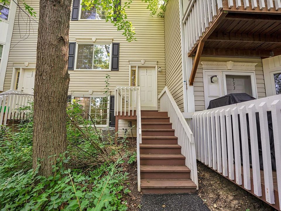 1st image of 331 W Whispering Oaks Ln