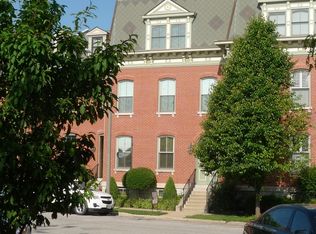 1409 Vail Pl, Saint Louis, MO 63104
