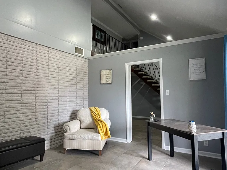 1513 Briarwood St — Photo 19