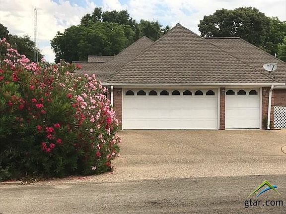 5th image of 131 S Bay Dr
