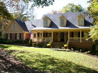 3418 Rising Fawn Trl, Suwanee, GA 30024