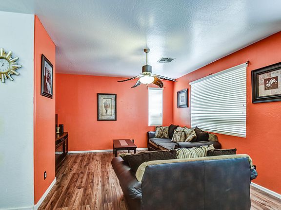 5th image of 2408 S 90th Ln