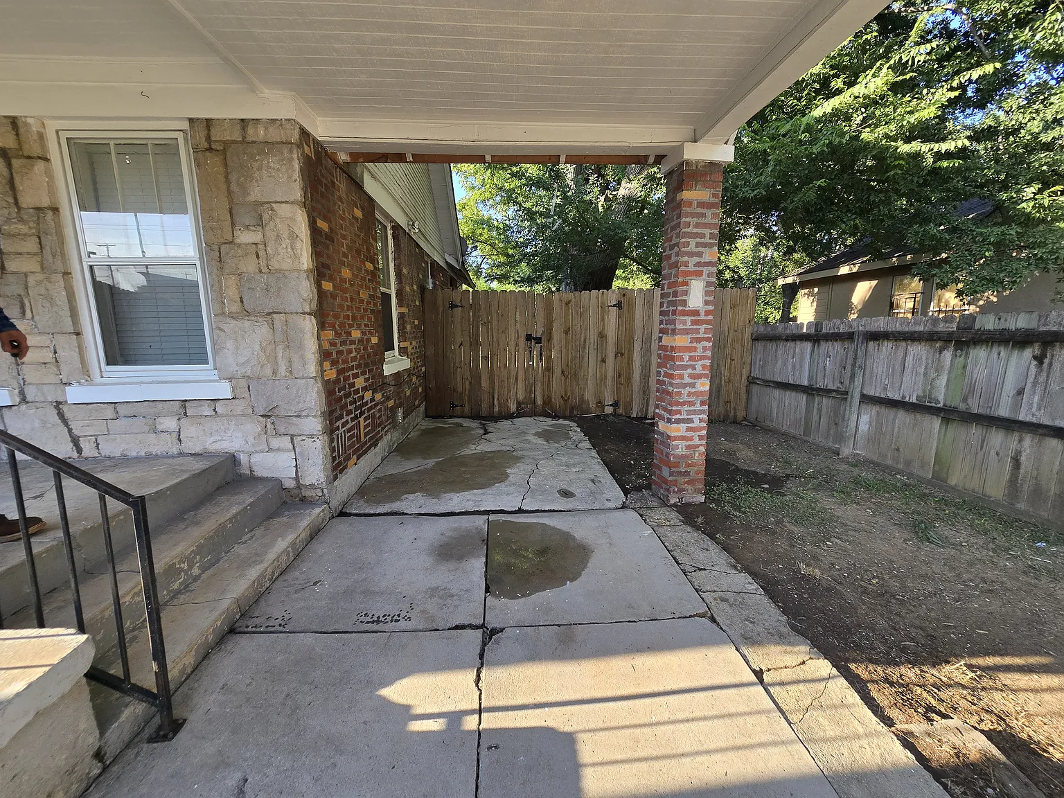 3 bed, 1488 sqft, $1,600 — Photo 3