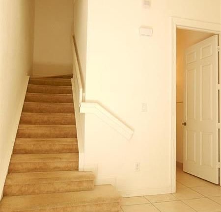 4th image of 809 Marina Del Ray Ln Unit 3
