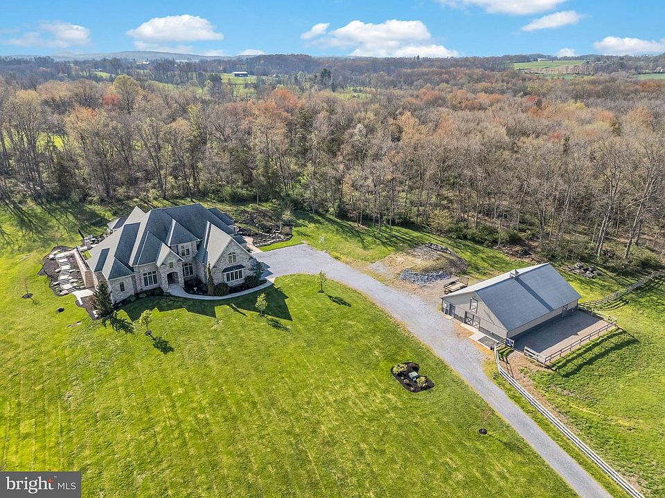 1st image of 5683 Gingrich Rd