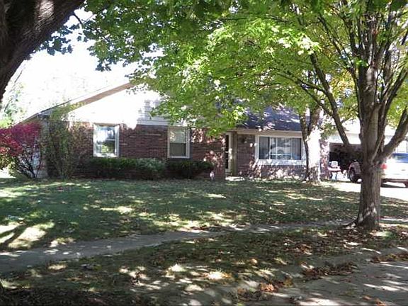 2nd image of 1408 Delbrook Ct