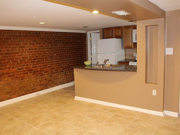 Living & Kitchen