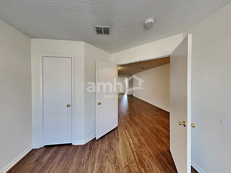 10109 Chapel Glen Ter — Photo 8