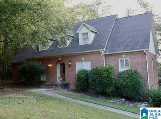 7834 Laura St, Leeds, AL 35094