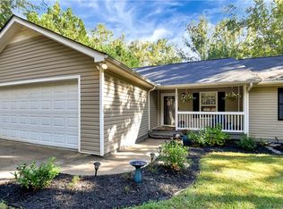 270 River Chase Dr, Athens, GA 30605