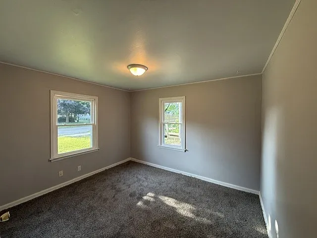 2 bed, 720 sqft, $900 — Photo 3